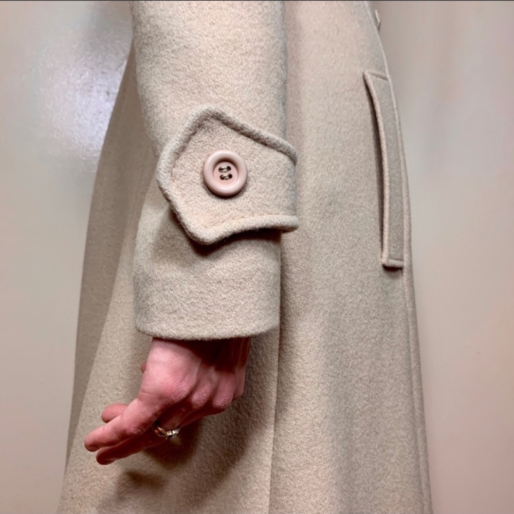 Pure Virgin Wool long winter jacket silk button